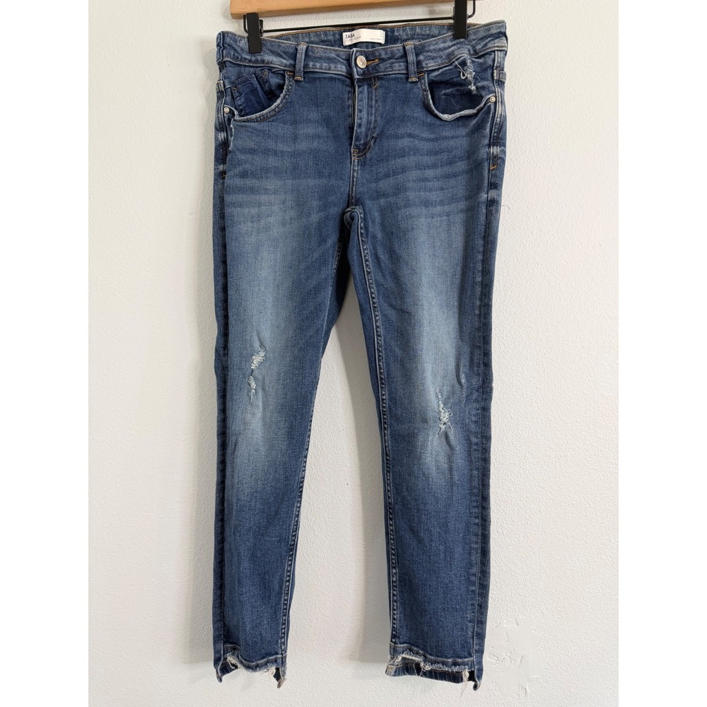Zara Z1975 - Medium Wash Distressed‎ Cropped Jeans Size 10